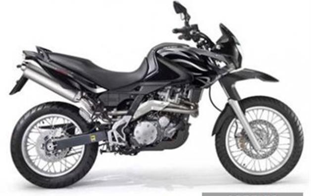 aprilia 650 bike