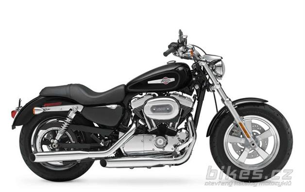 Harley-Davidson XL 1200C Sportster 1200 Custom