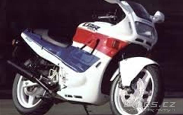 Honda CBR 500 F (PC 20)