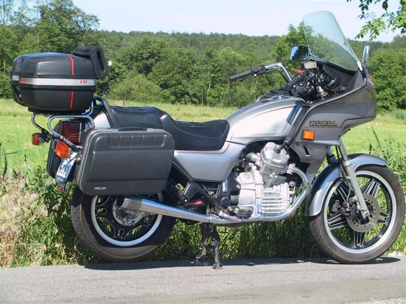 Honda silver wing 500