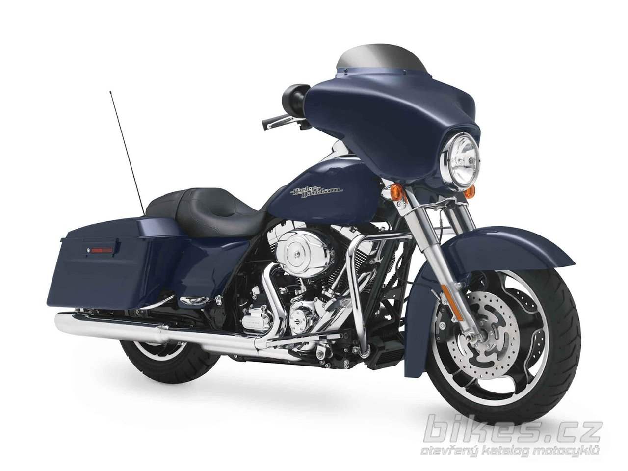 HarleyDavidson Street Glide 2015 technické parametry, názory